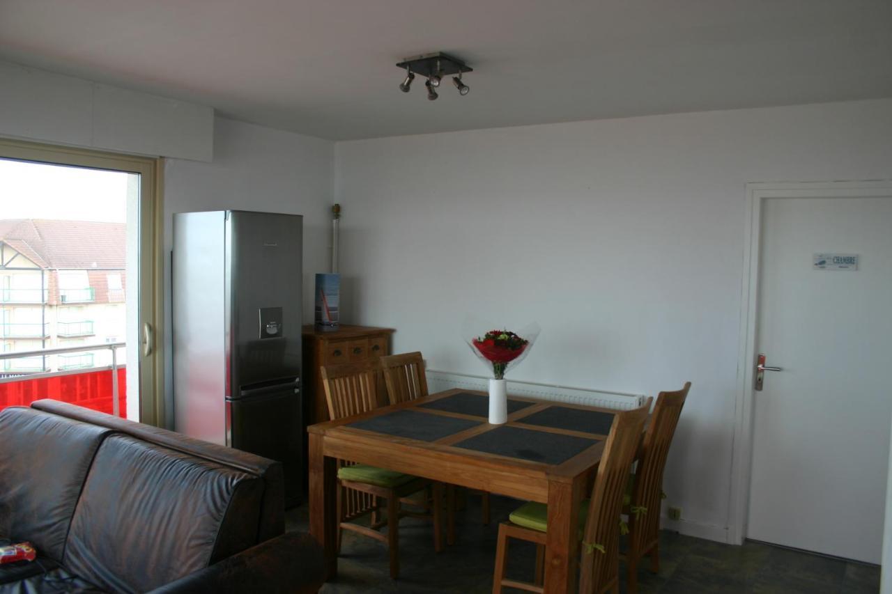 Les Horizons Apartment กามิเยส์ ภายนอก รูปภาพ